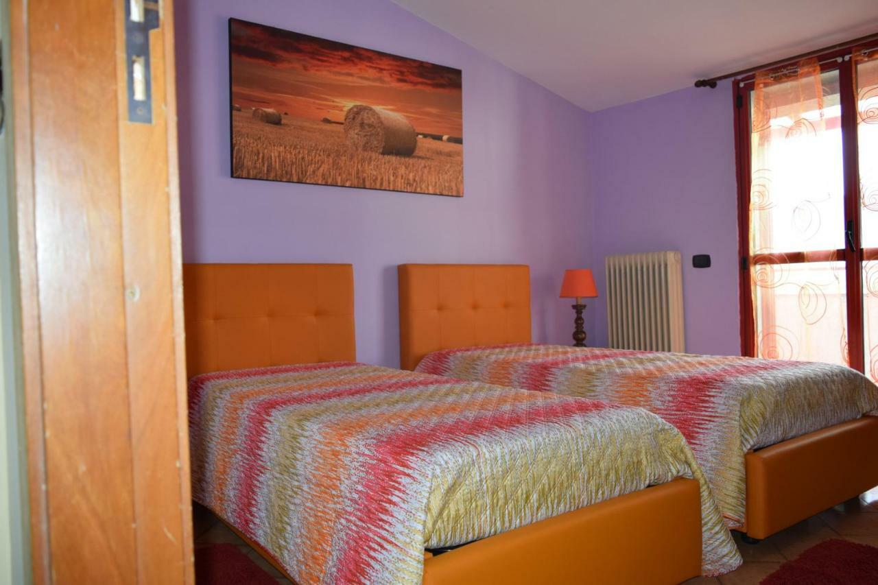 Amici Di Hackert Bed & Breakfast กาแซร์ตา ภายนอก รูปภาพ