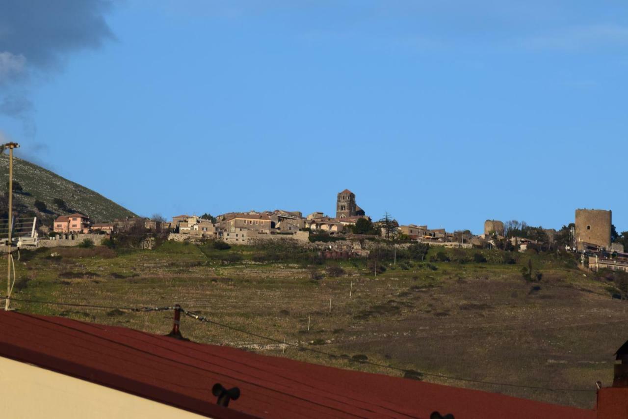 Amici Di Hackert Bed & Breakfast กาแซร์ตา ภายนอก รูปภาพ