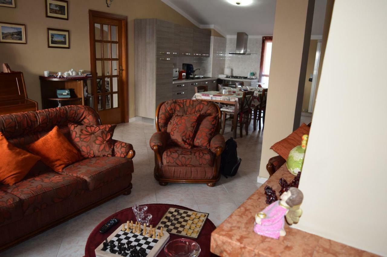 Amici Di Hackert Bed & Breakfast กาแซร์ตา ภายนอก รูปภาพ