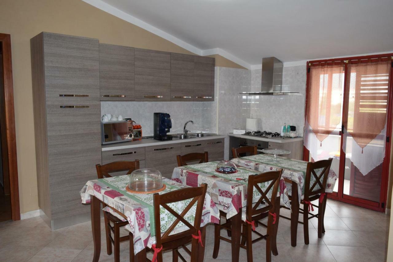 Amici Di Hackert Bed & Breakfast กาแซร์ตา ภายนอก รูปภาพ