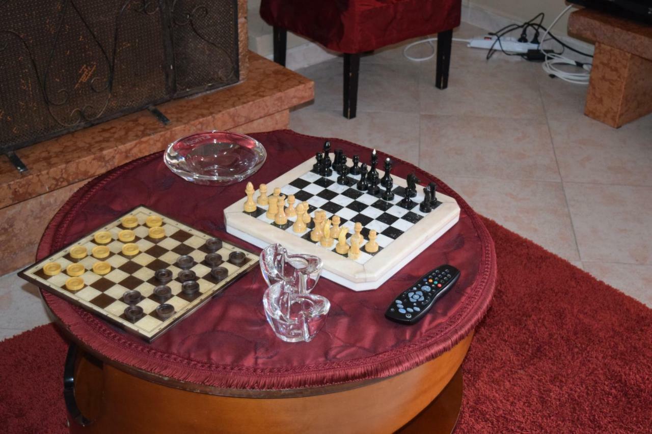 Amici Di Hackert Bed & Breakfast กาแซร์ตา ภายนอก รูปภาพ
